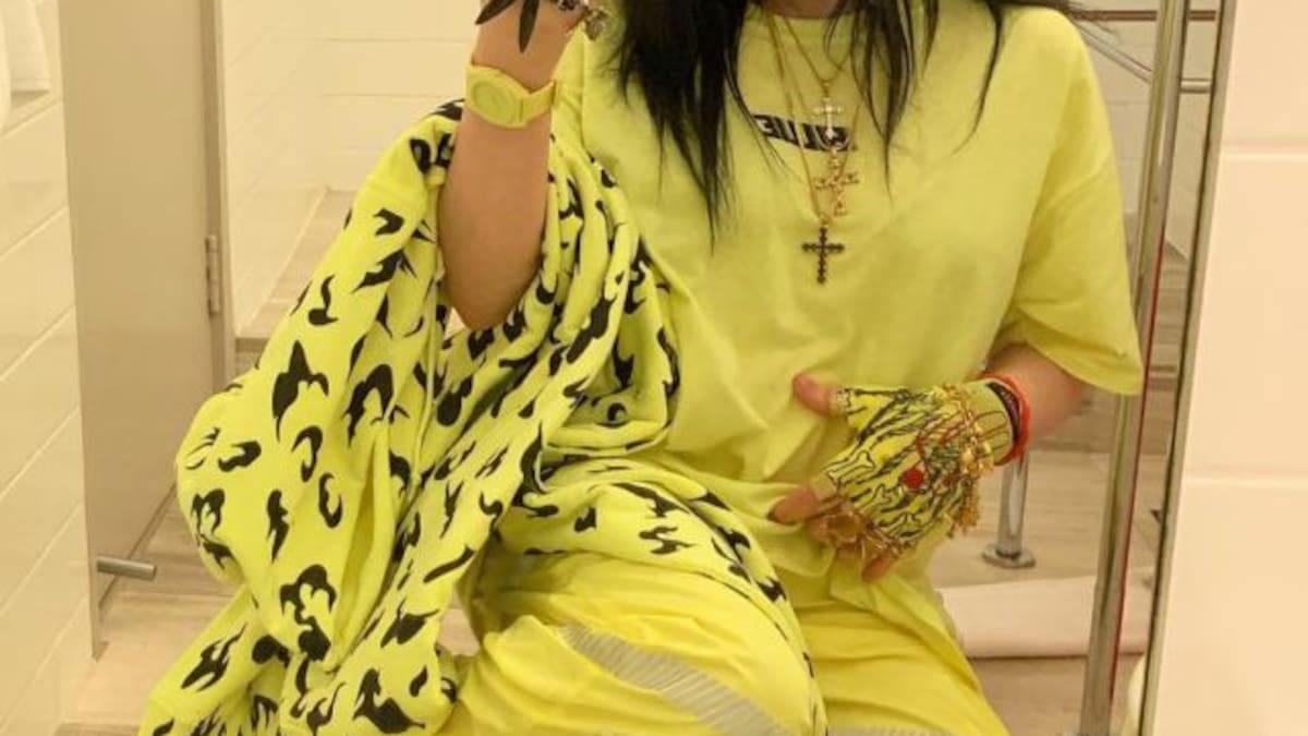 A Billie Eilish le roban un anillo en pleno concierto