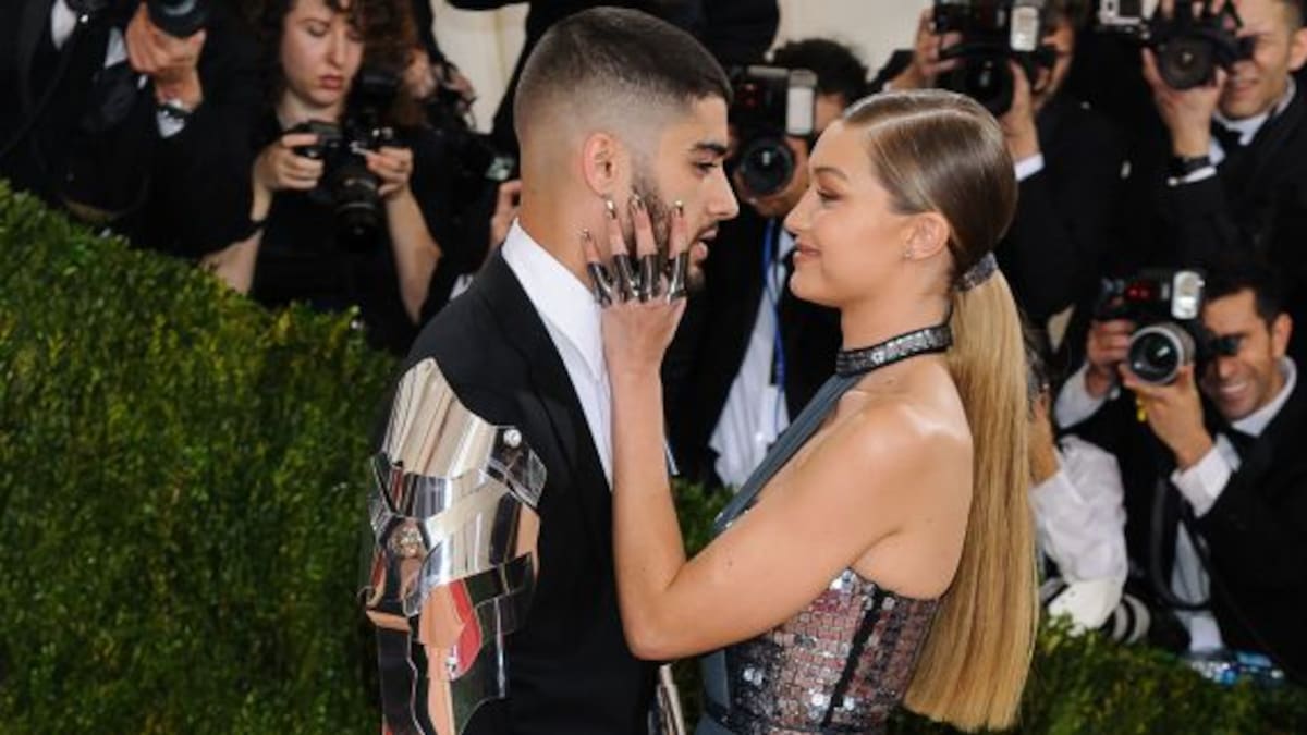 Los besos más tiernos de Zayn Malik y su novia
