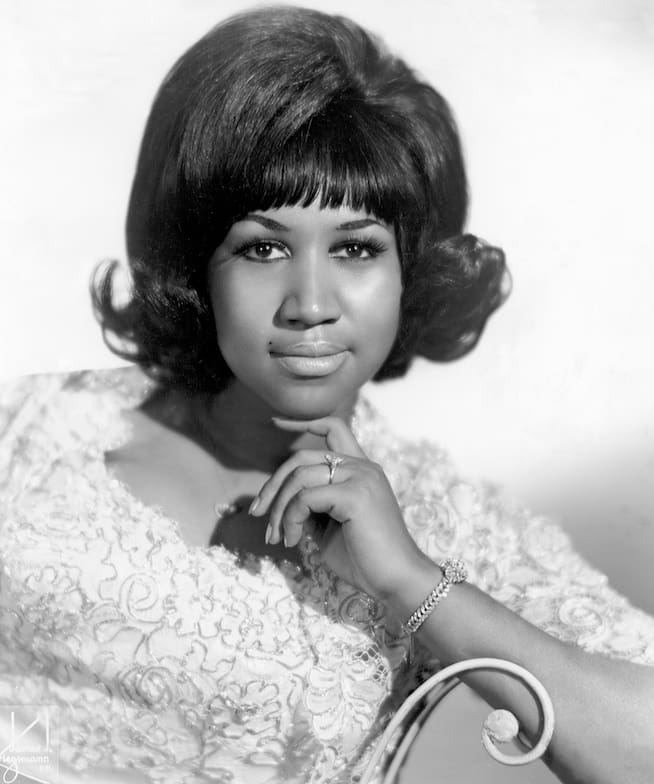 Aretha Franklin, la gran diva del soul, en una fotografía tomada en el año 1963.