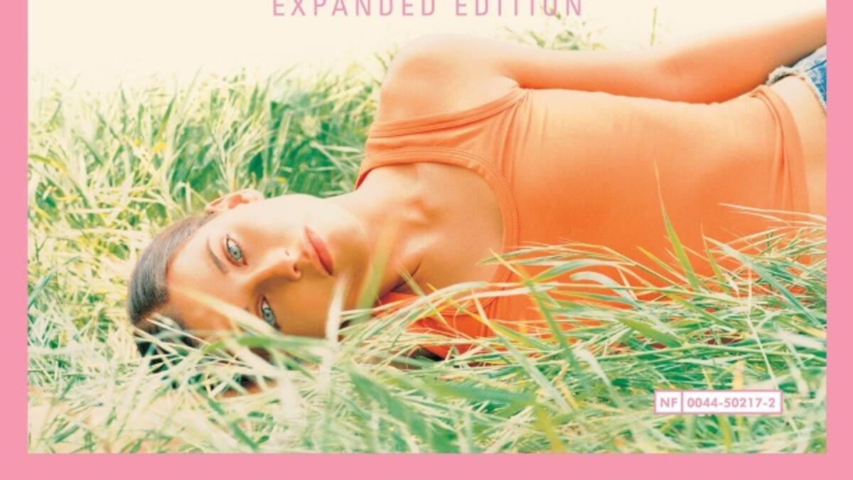 Nelly Furtado reedita su álbum debut