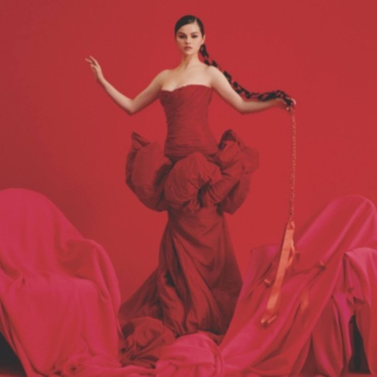Selena Gomez celebra el lanzamiento de “Baila Conmigo” junto a Rauw Alejandro