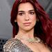 Dua Lipa pasa 24 horas en Madrid y se reúne con Pedro Almodóvar