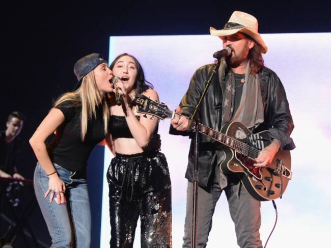 Noah, Miley y su padre, Billy Ray Cyrus