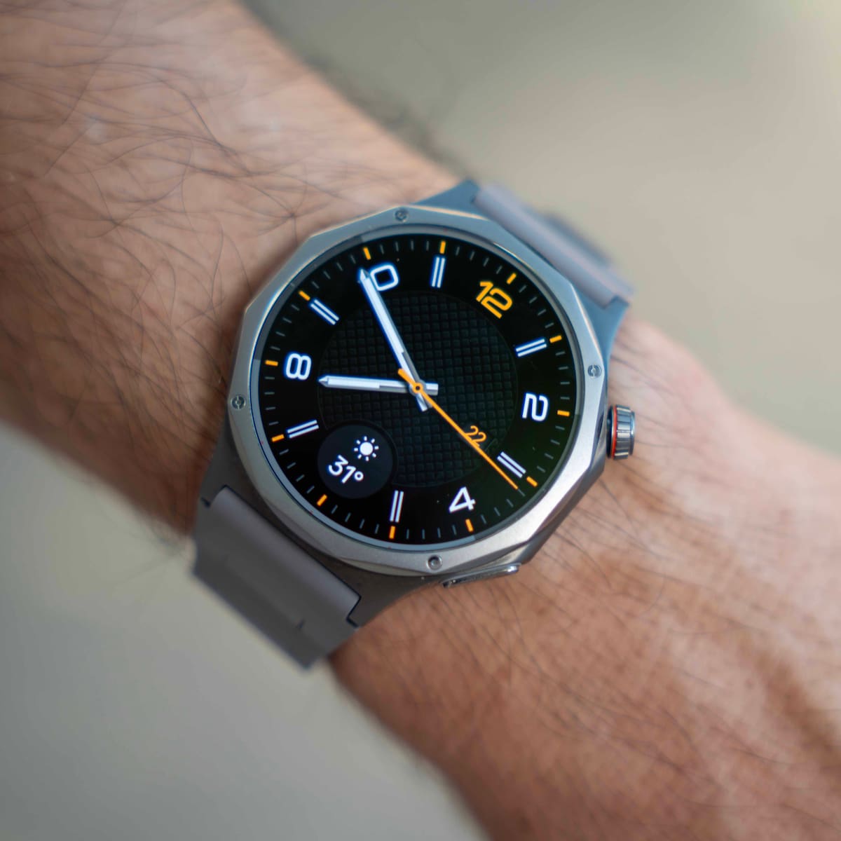 Oppo Watch x3: Titanio, fluidez y una batería imbatible para liderar el catálogo de Wear OS.