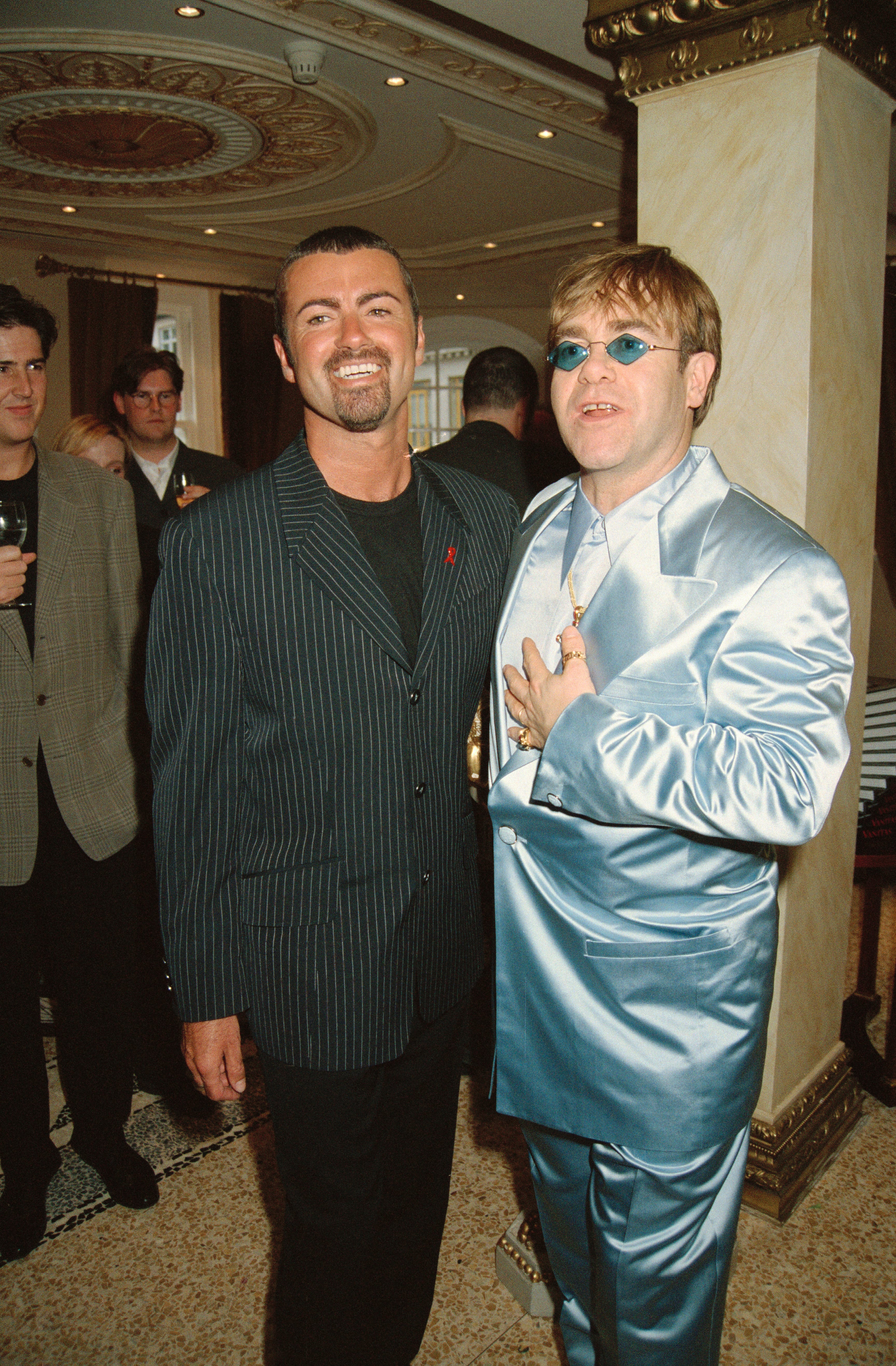 Foto de George Michael y Elton John en 1995