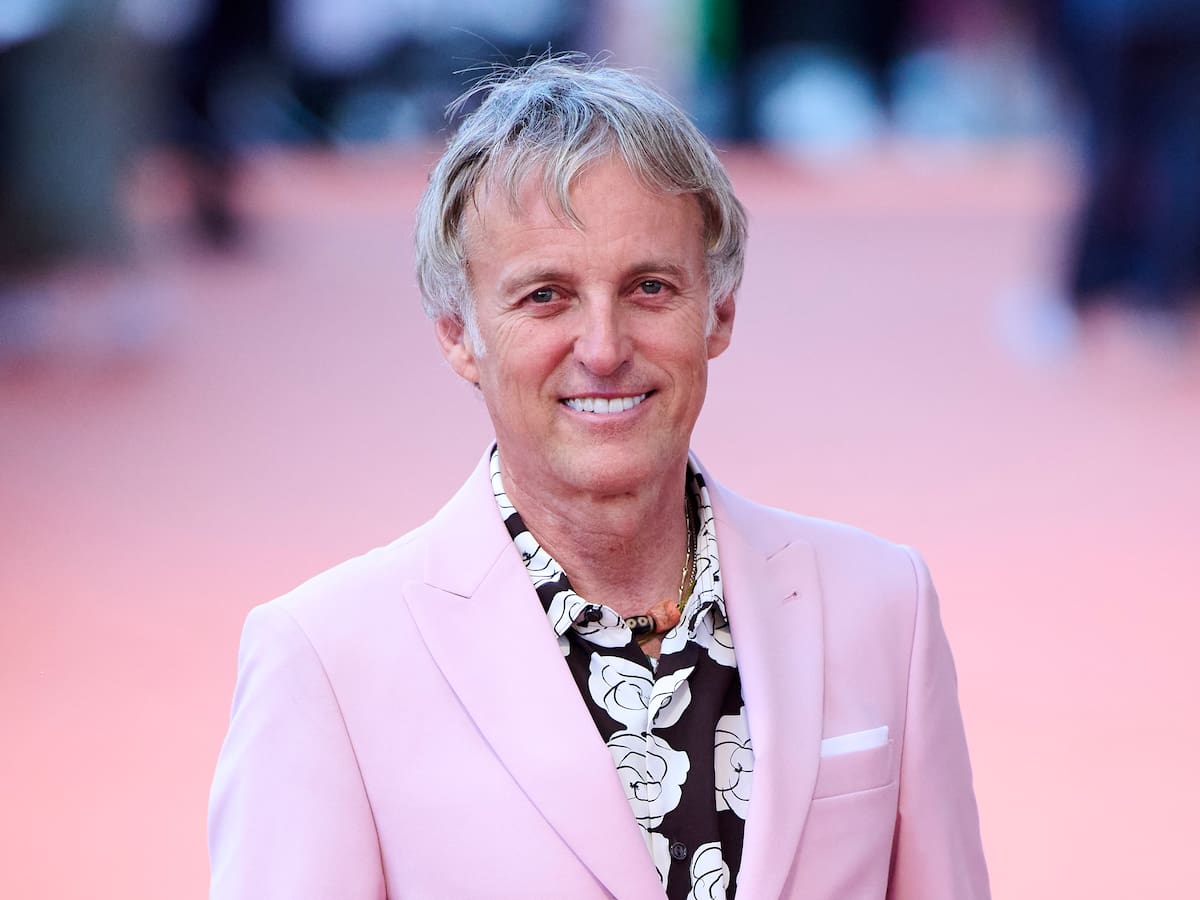 Jesús Calleja sufre un aparatoso accidente en el Dakar: su coche sale despedido y da una vuelta de campana