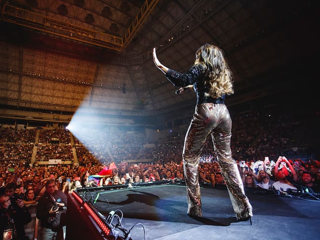 BARCELONA, ESPAÑA - 24 de octubre: Monica Naranjo ofrece un concierto en el Palau Sant Jordi durante el Festival Mil·lenni el 24 de octubre de 2019 en Barcelona, España. (Foto de Xavi Torrent/Redferns)