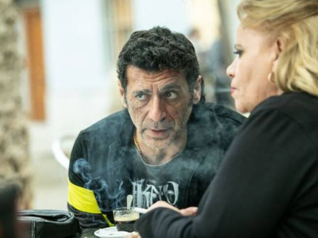 Nacho Fresneda (i) y Carmina Barrios (d) en 'El silencio del pantano'