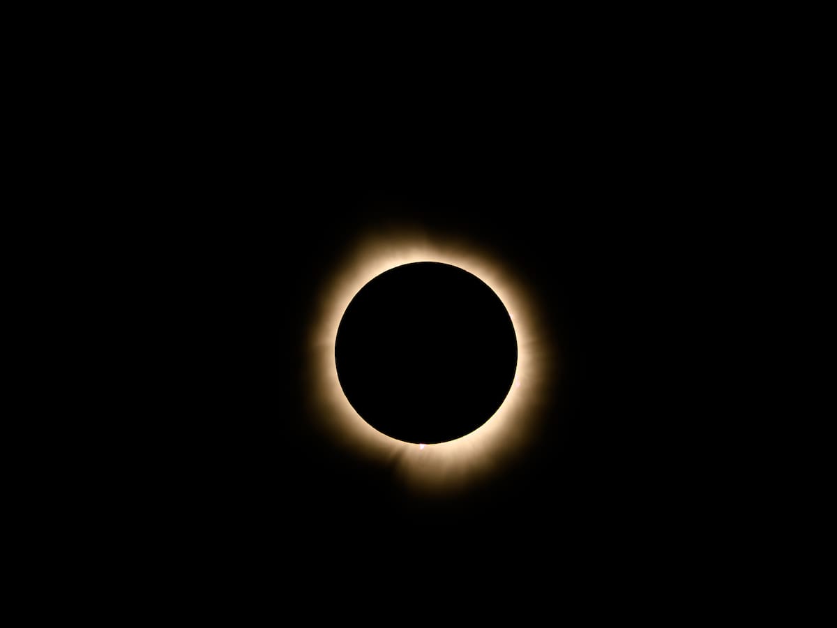 Eclipse solar 2026, hoy 12 de agosto: a qué hora es, cuánto dura y dónde verlo en directo