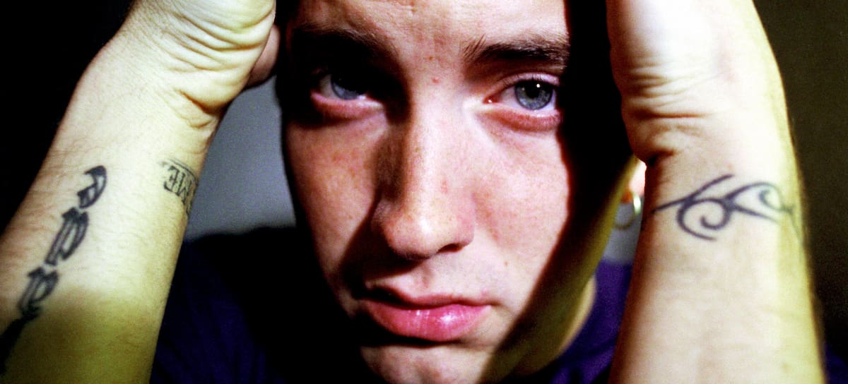 Imagen del rapero Eminem sin descripción pública.