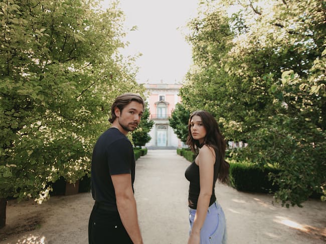 Carlos Cuevas y Carla Compra en la presentación de 'Los Secretos de la Cortesana'