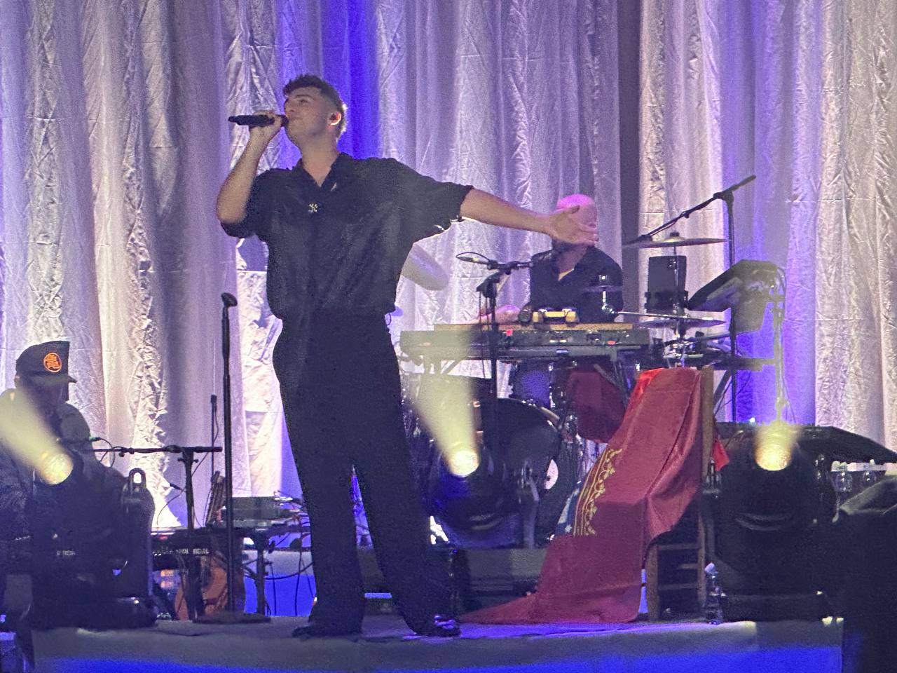 Juanjo Bona en su primer concierto en Madrid. / LOS40