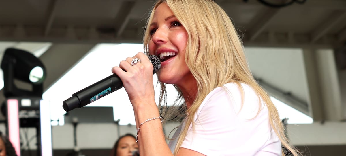 MIAMI GARDENS, FLORIDA - 11 DE JULIO: Ellie Goulding actúa antes del partido de cuartos de final de la Copa Mundial de la FIFA 2026 entre Noruega e Inglaterra en el Miami Stadium el 11 de julio de 2026 en Miami Gardens, Florida. (Foto de Ira L. Black - FIFA/FIFA vía Getty Images)