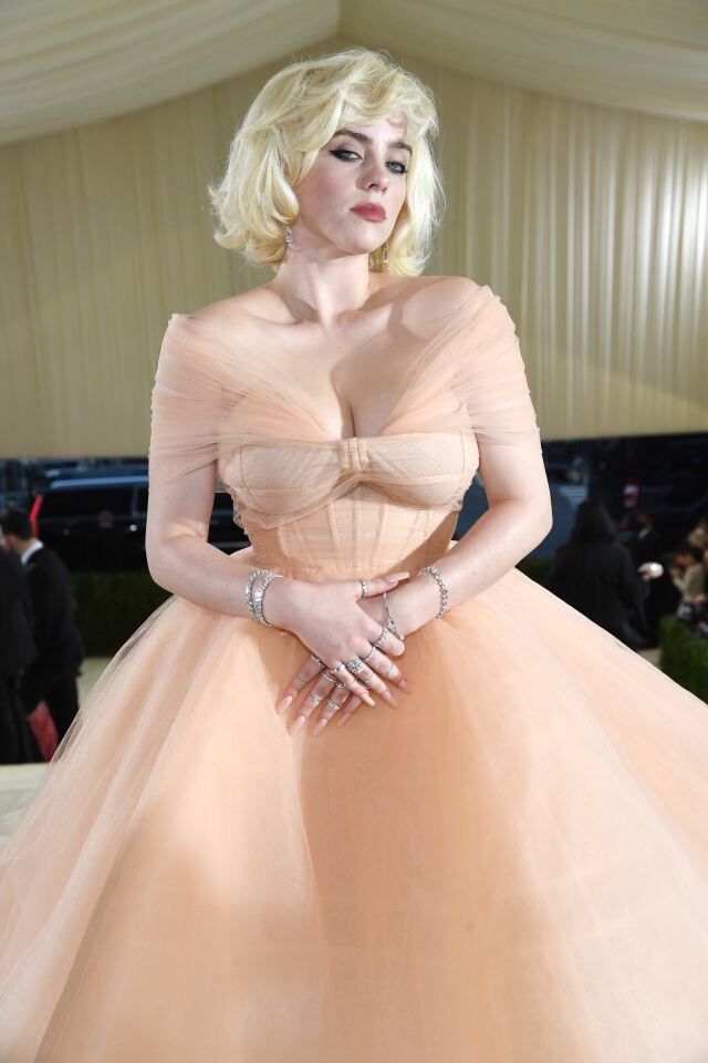 Se inspiraron en Marilyn Monroe y Grace Kelly para su vestido