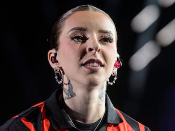 Young Miko cierra su gira por Estados Unidos con una sorpresa sobre el escenario