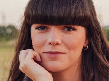 ‘Insumergible’, la historia de Hugo y Ariel, la misma persona en dos etapas de su vida, que puede inspirar a muchos