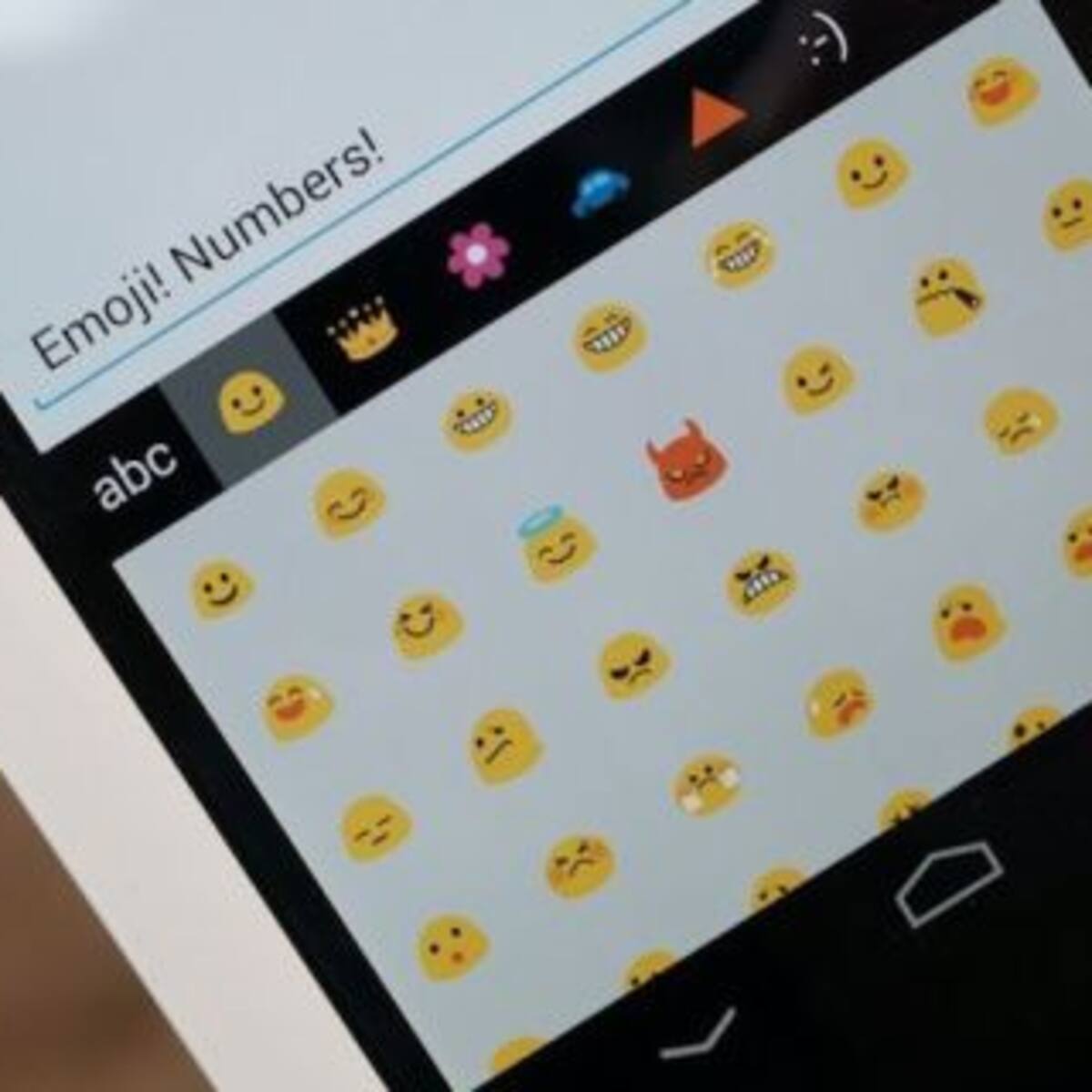 El emoji que todos quieren para discutir en el chat de WhatsApp