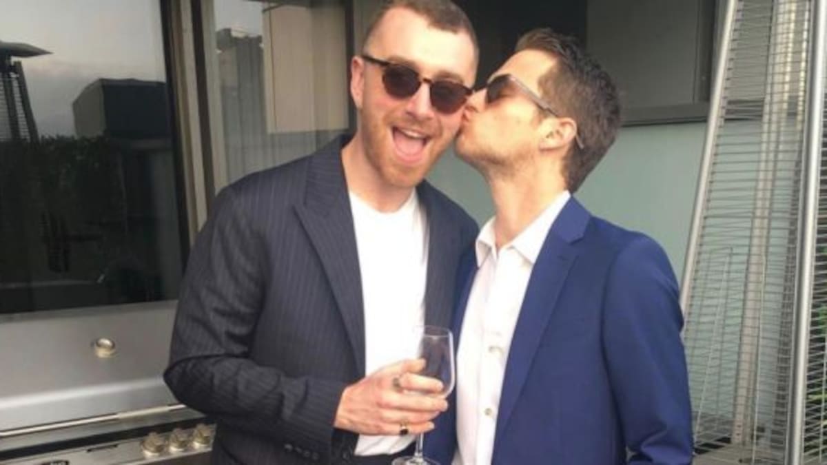Sam Smith habló de su relación con el actor de “13 Reasons Why”