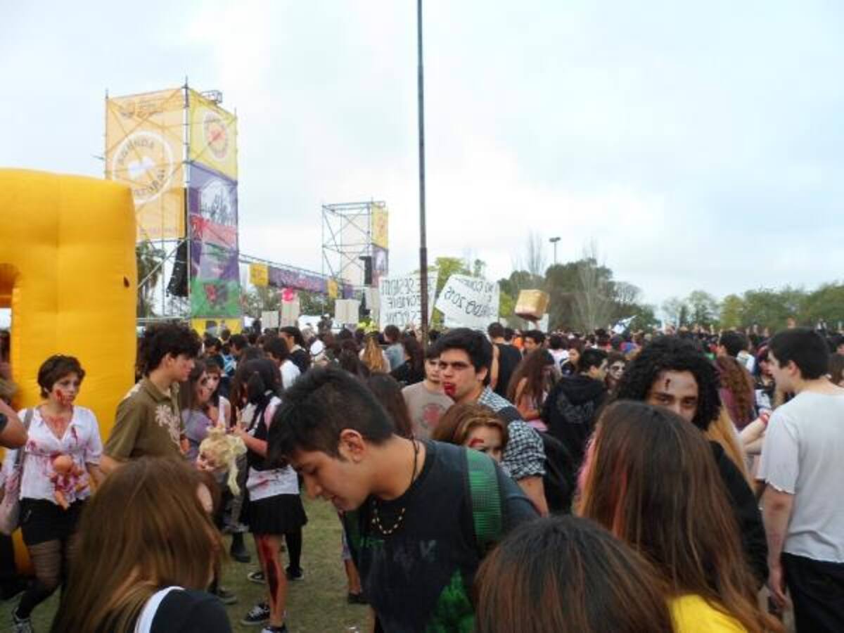 Zombie Walk 2013