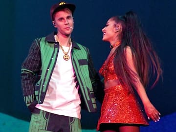 JUSTIN BIEBER SUELTA NOTICIÓN EN COACHELLA MIENTRAS ACTUABA CON ARIANA GRANDE