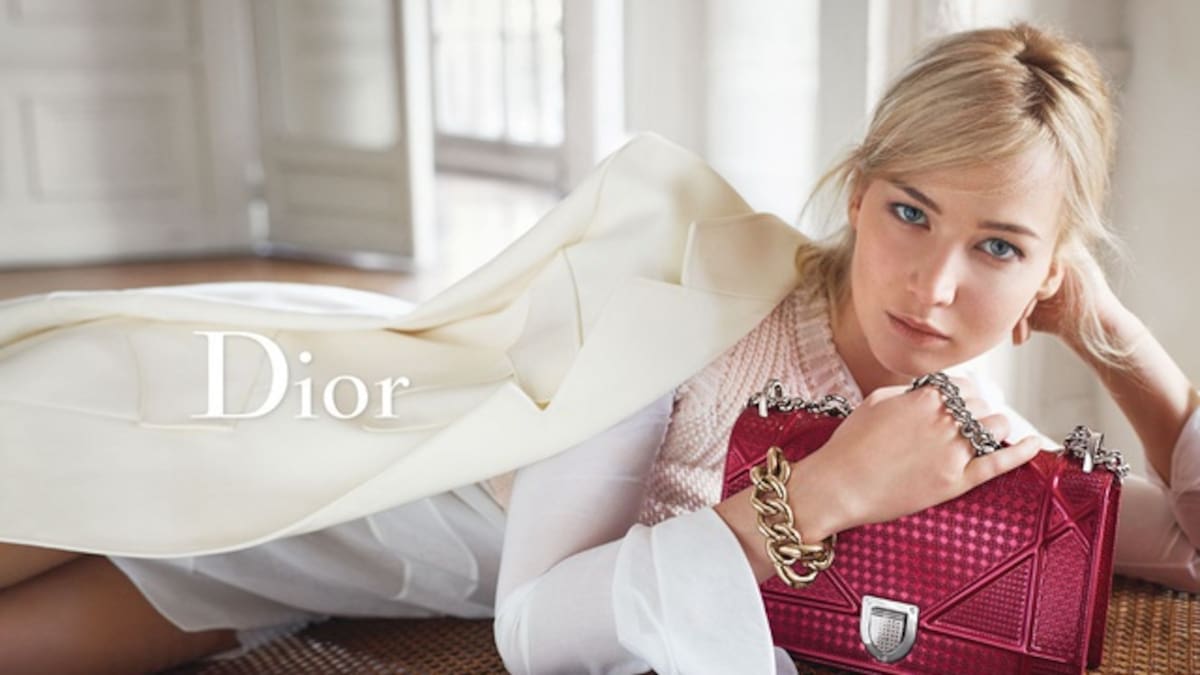Jennifer Lawrence deslumbra en la nueva campaña de Dior