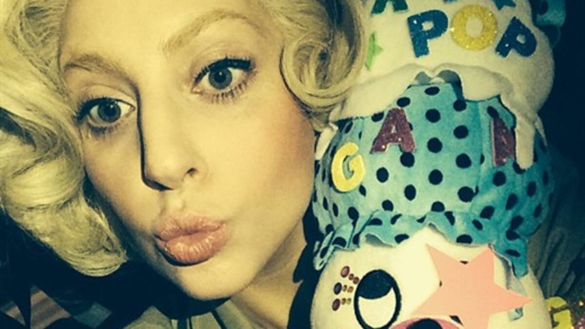 Las selfies más bizarras de Lady Gaga