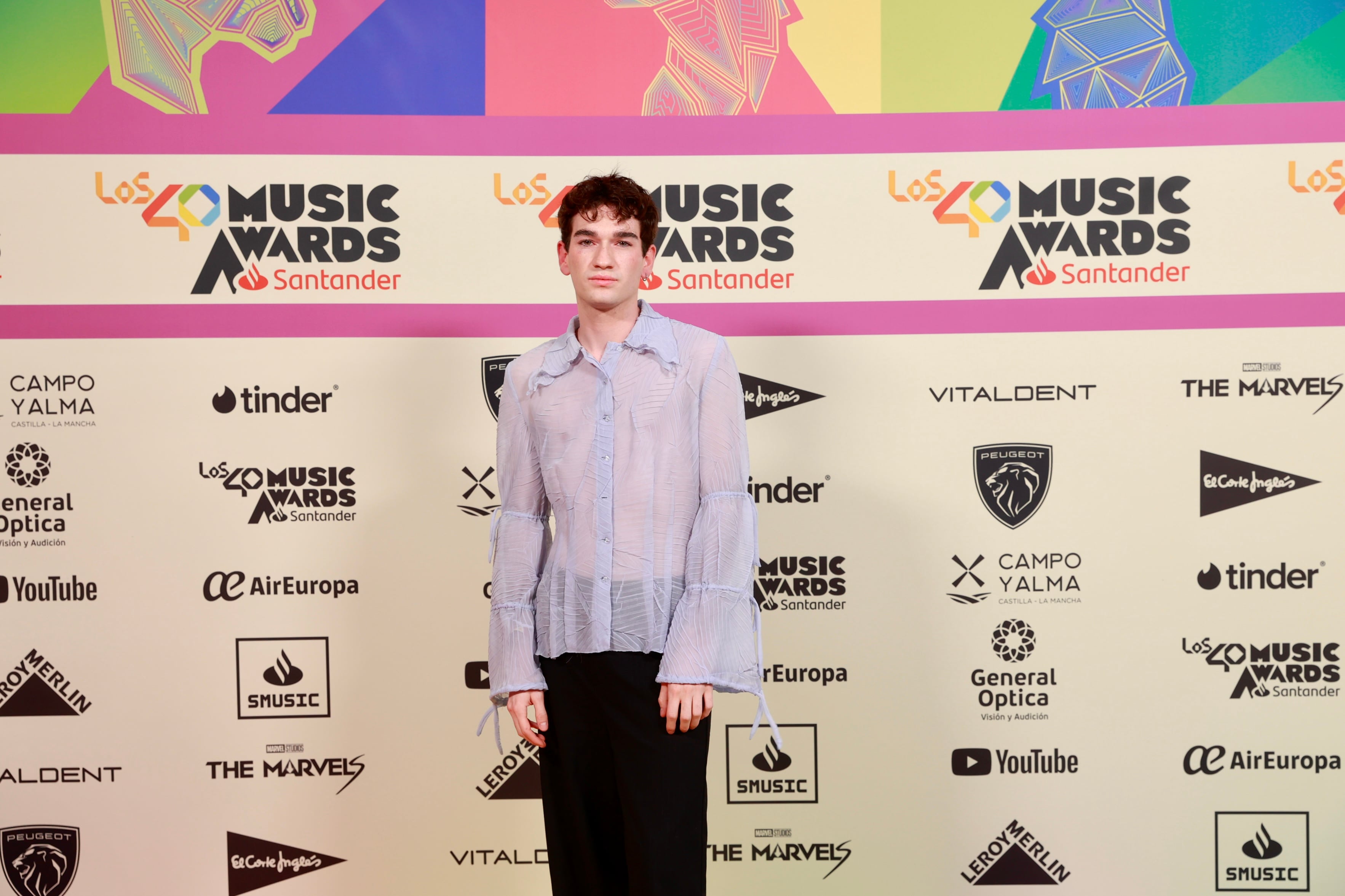 Jorge Motos en la alfombra roja de LOS40 Music Awards Santander 2023 / Foto: Jorge París y Elena Buenavista