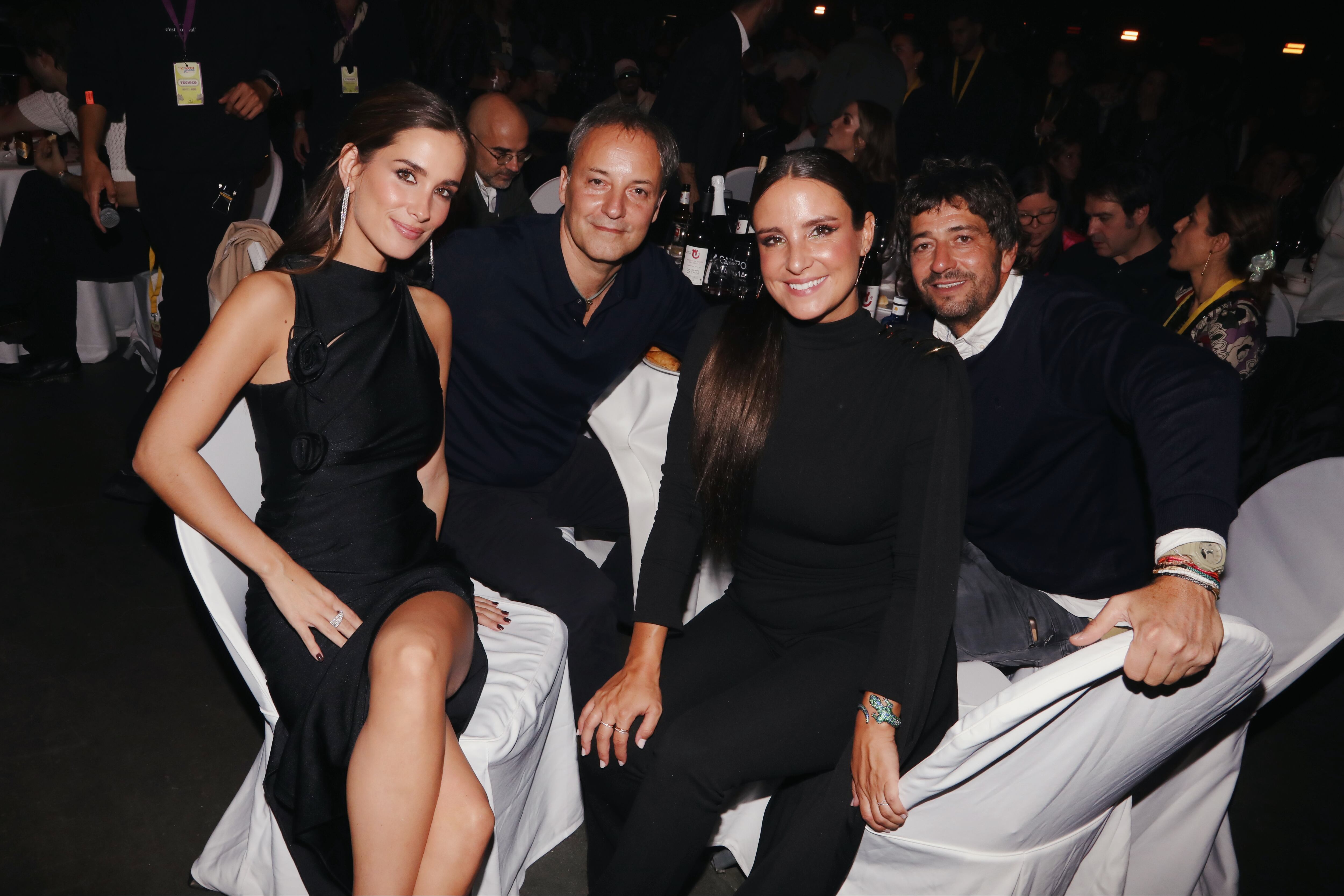 Tampoco quisieron perderse el evento del año las hermanas Pombo.