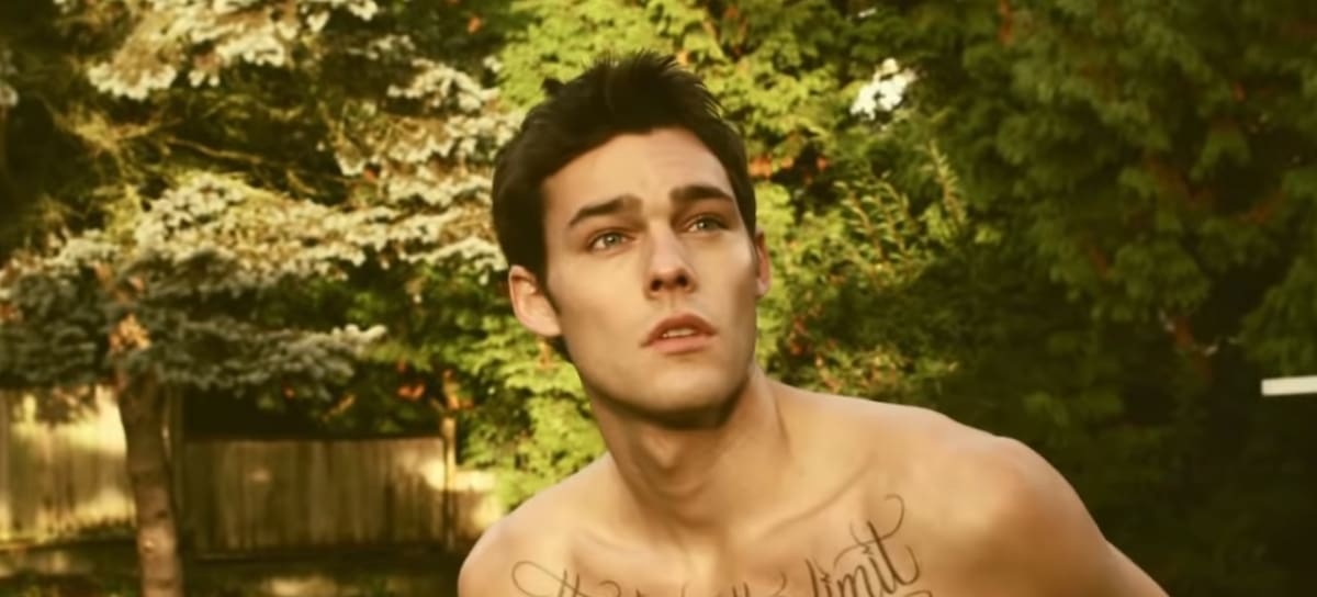 Holden Nowell en 'Call Me Maybe'