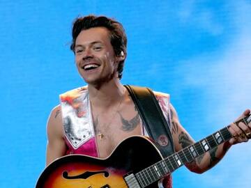 HARRY STYLES REVELA LA LISTA DE TODAS LAS CANCIONES QUE FORMAN SU NUEVO DISCO