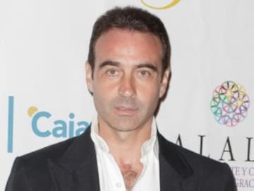 Enrique Ponce tiene listo su primer disco, que incluye una colaboración con Julio Iglesias