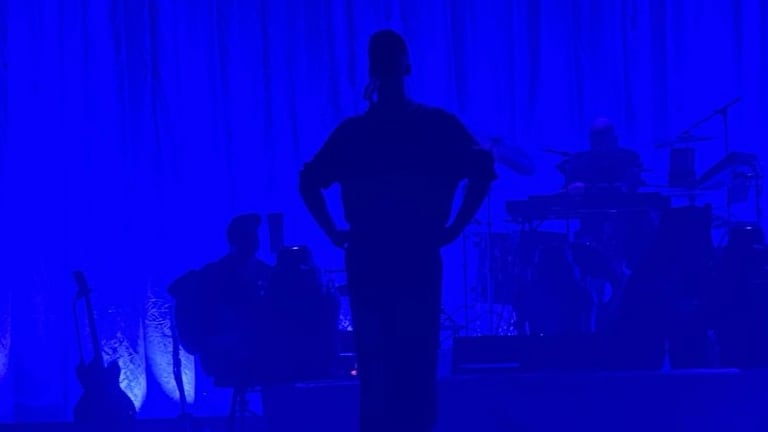 Juanjo Bona en el inicio de su concierto en Madrid. /LOS40