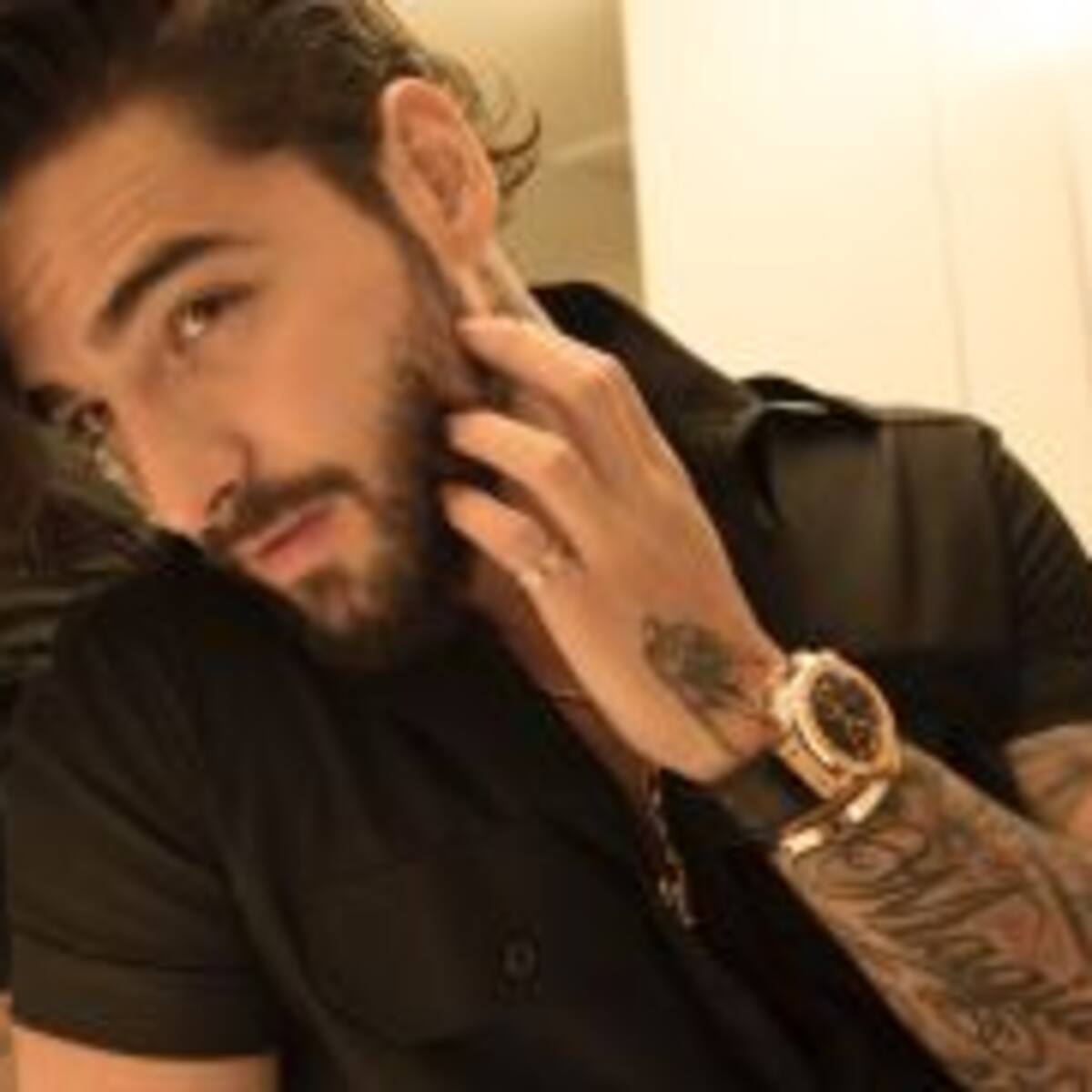 Maluma desata fuertes críticas en su contra por esta fotografía