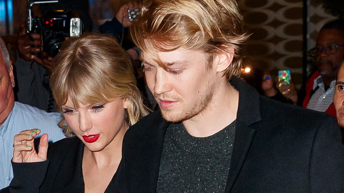 Joe Alwyn, el mayor perjudicado tras al lanzamiento del vídeo de ‘Patient Zero’ de Taylor Swift: “Son acusaciones graves”
