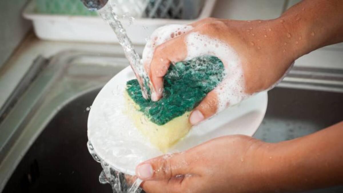 Las personas que lavan platos viven más tiempo