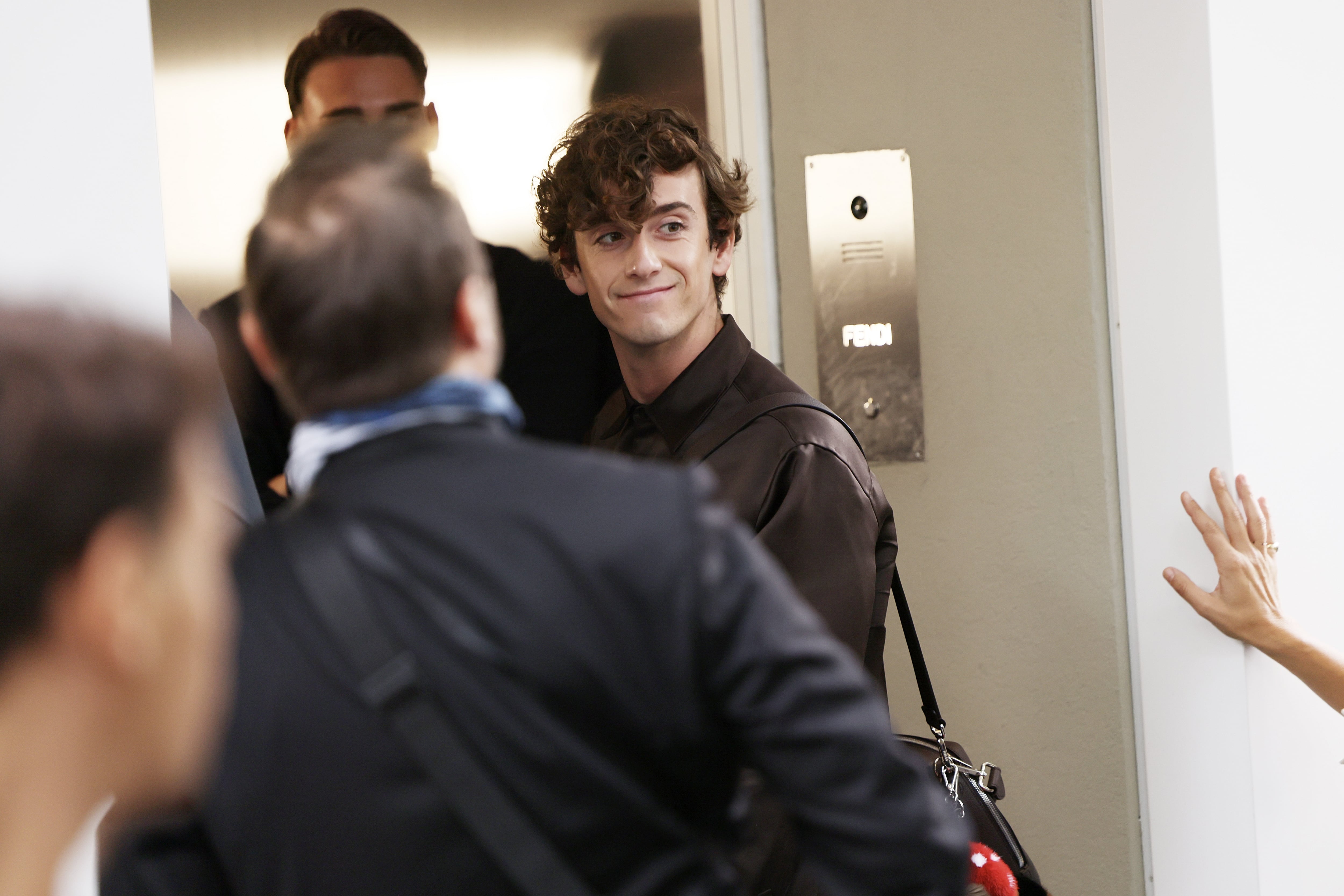 Guitarricadelafuent llegando al desfile de Fendi