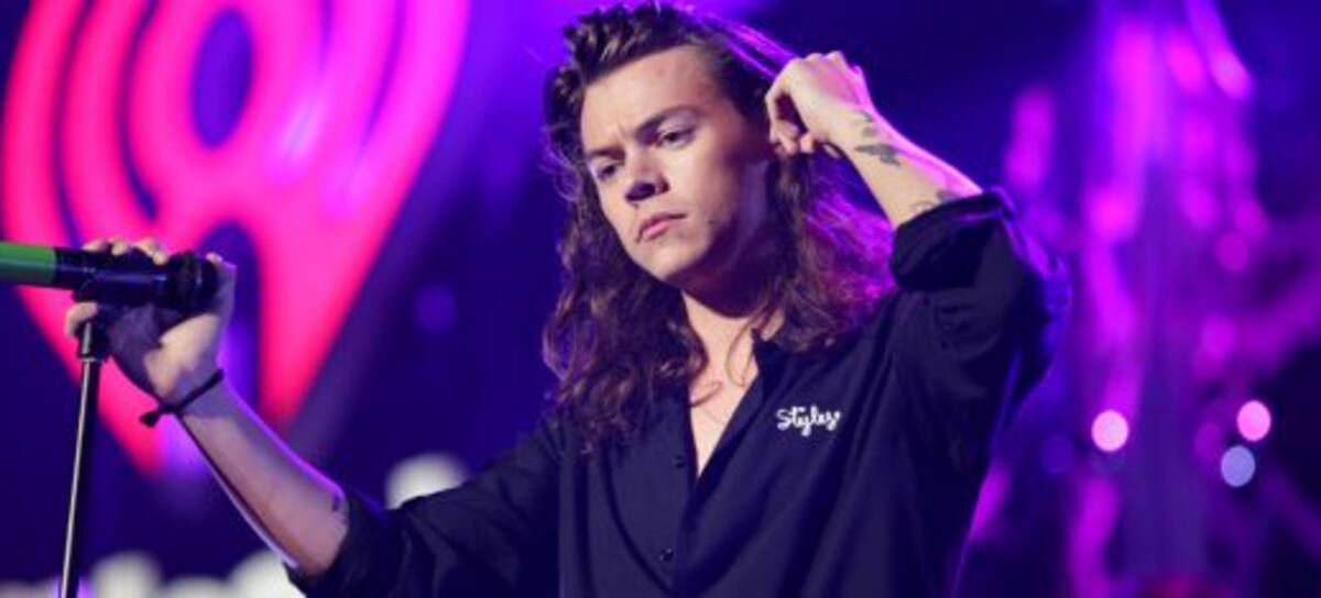 Harry Styles se cortó el pelo!