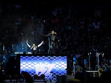 Así ha sido la actuación de Daddy Yankee y Bizarrap en el descanso de la NFL en el Bernabéu con un guiño a Quevedo
