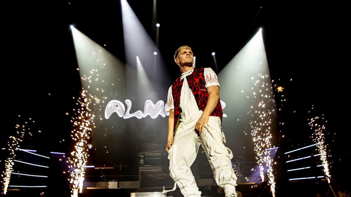 Almacor y Charlie USG se unen para desistir del amor en 'Lo más bonito de lo más triste'