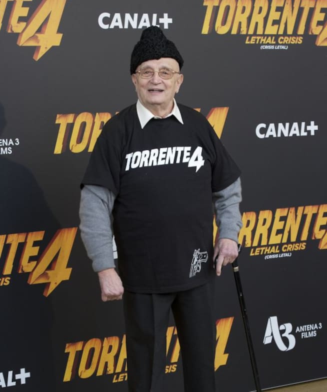 Tony Leblanc en el estreno de Torrente 4 en el cine Capitol de Madrid.