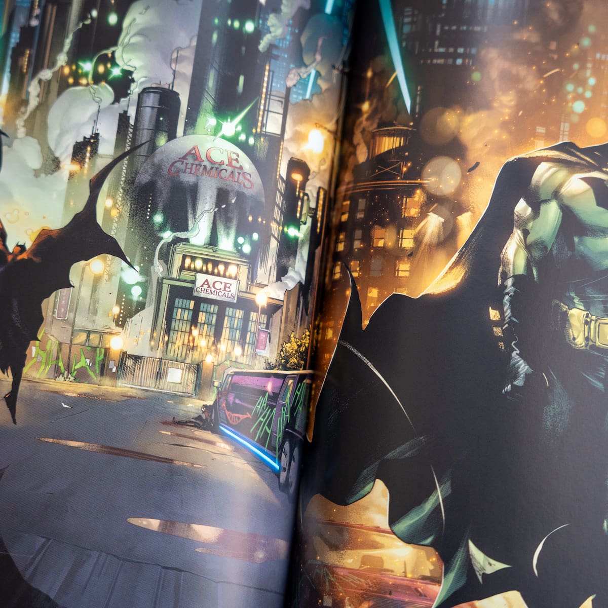 Doble de Batman en gran formato: 'Omnibus de James Tynion IV' y 'The Bat-Man: First Knight'. El Caballero Oscuro desde el espectáculo moderno hasta el noir clásico