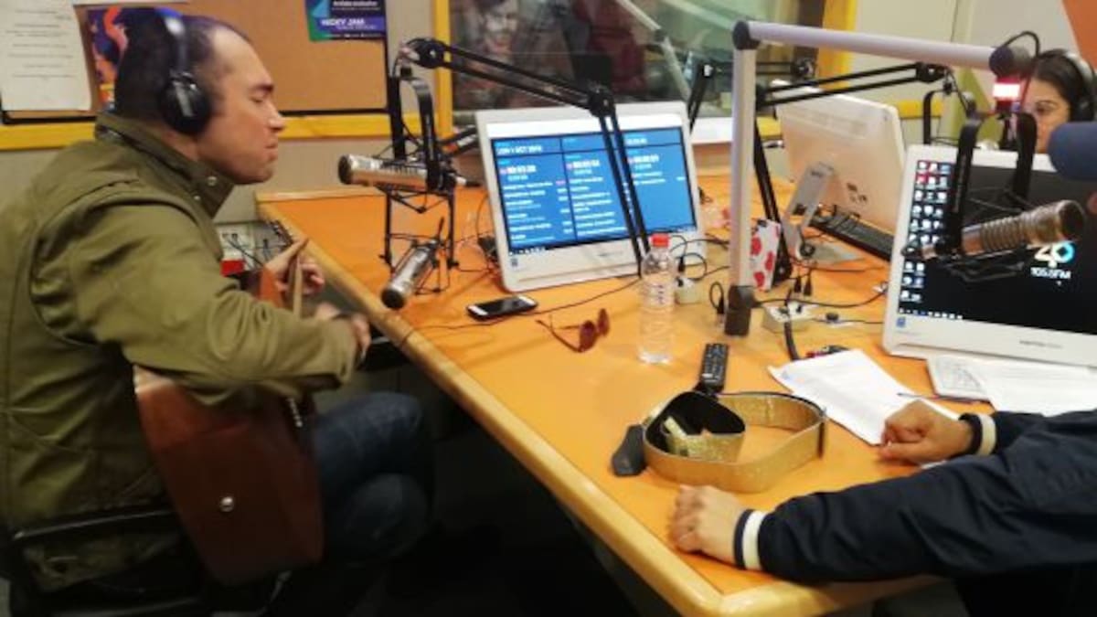 ¡Santiago Cruz en LOS40!