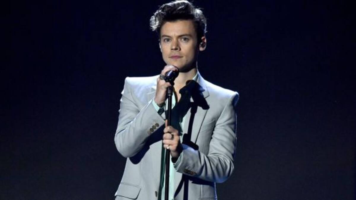 Harry Styles sorprendió a sus fans al interpretar un tema de Nirvana