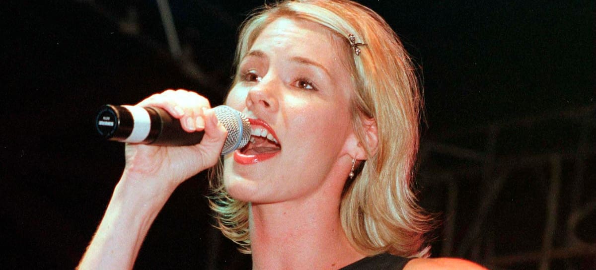 Jennifer Paige, responsable del éxito Crush, una canción icónica que se convirtió en su One Hit Wonder.