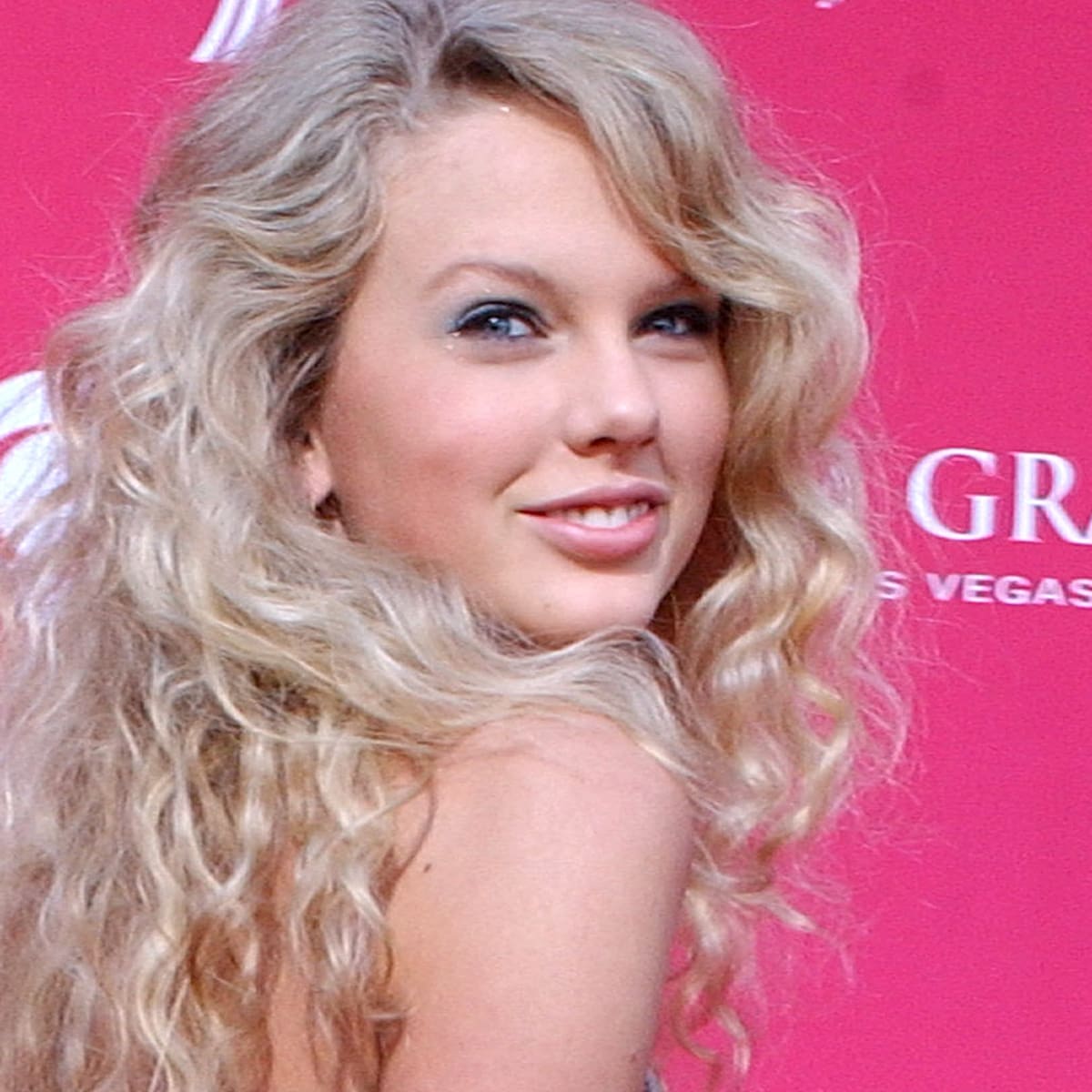 Veinte años de 'Tim McGraw', el primer sencillo de Taylor Swift: el debut de la adolescente que cambiaría el pop del siglo XXI