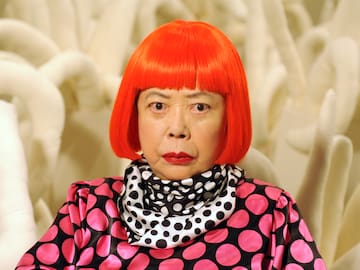 Muere a los 97 años Yayoi Kusama, la artista que convirtió sus alucinaciones en arte: su sobras más famosas, su trastorno y su vida en un psiquiátrico