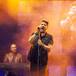 Antonio Orozco celebra con sus fans su disco de platino gracias a Entre sobras y sobras me faltas