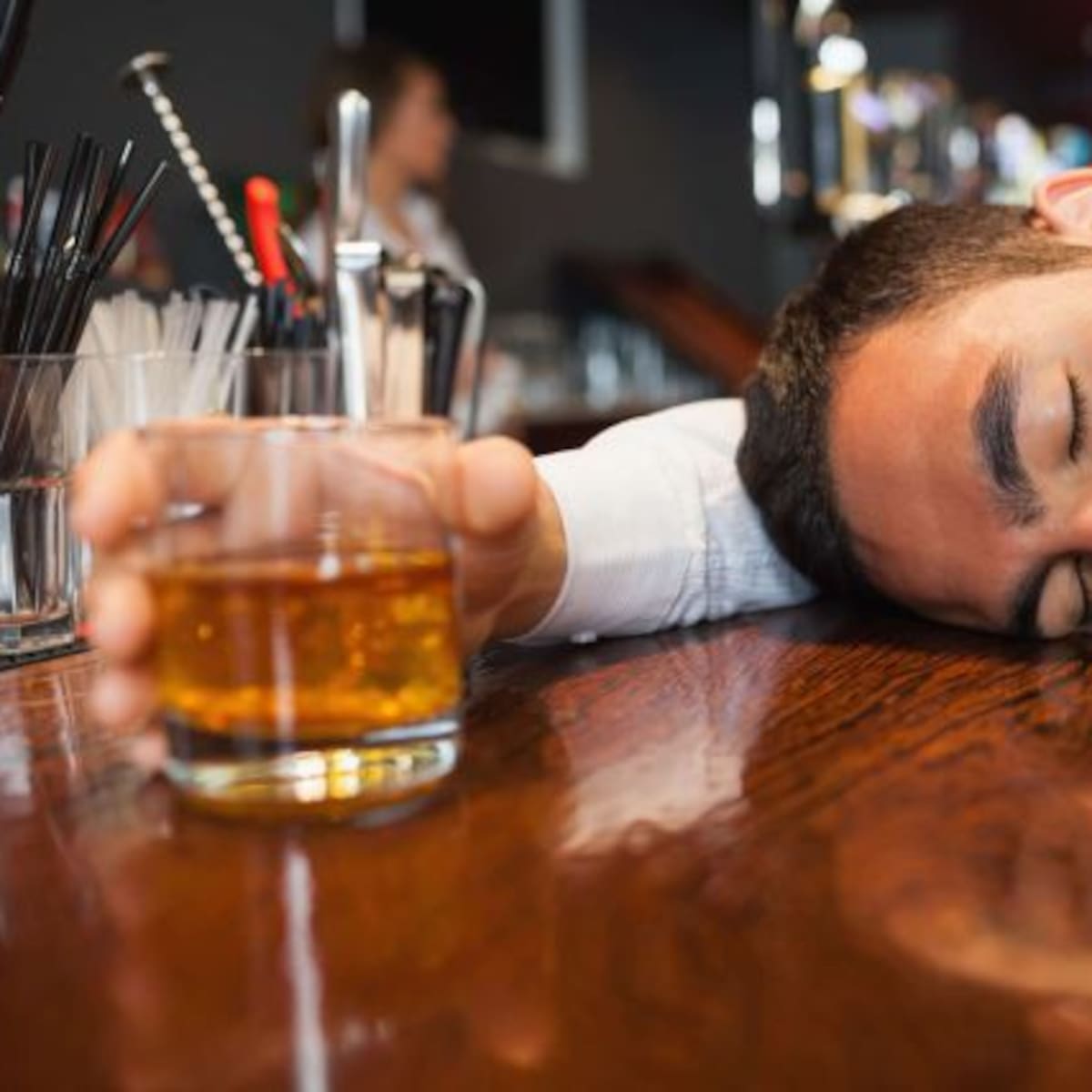 10 cosas que no debes hacer cuando estas pasado de copas
