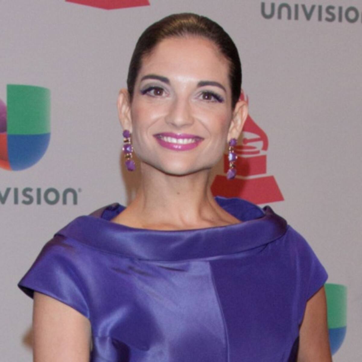 Natalia Jiménez tuvo que 'reaprender' español en México