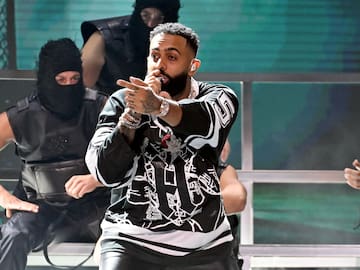 Eladio Carrión anuncia su gira por España en 2024 para presentar 'Sol María'